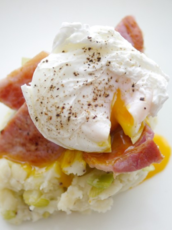 Gammon, mash & poached eggs